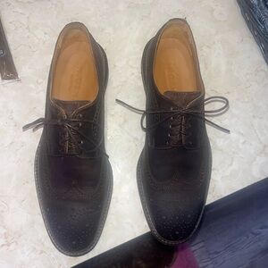 Classic Brown Leather Men's Oxfords by Yogi